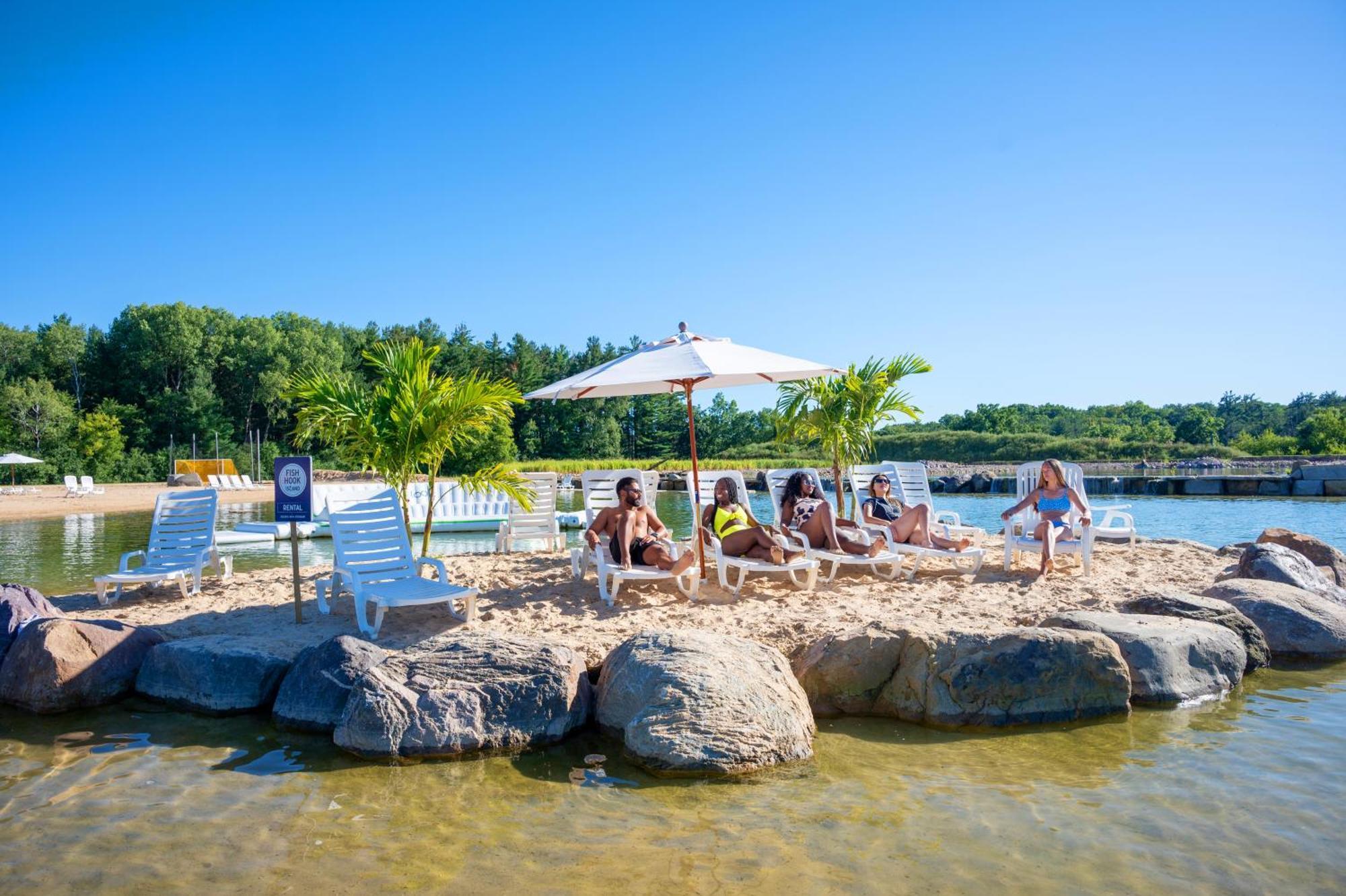 Aloha Beach Resort Wisconsin Dells Ngoại thất bức ảnh